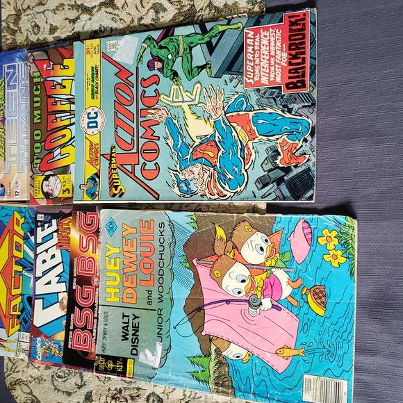 9 Assorted Comics. - Picture 4 of 4